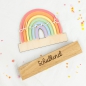 Preview: Kartenhalter - Bildhalter - Fotoständer - Postkartenhalter aus Holz mit buntem Regenbogen Acryl - Einschulung